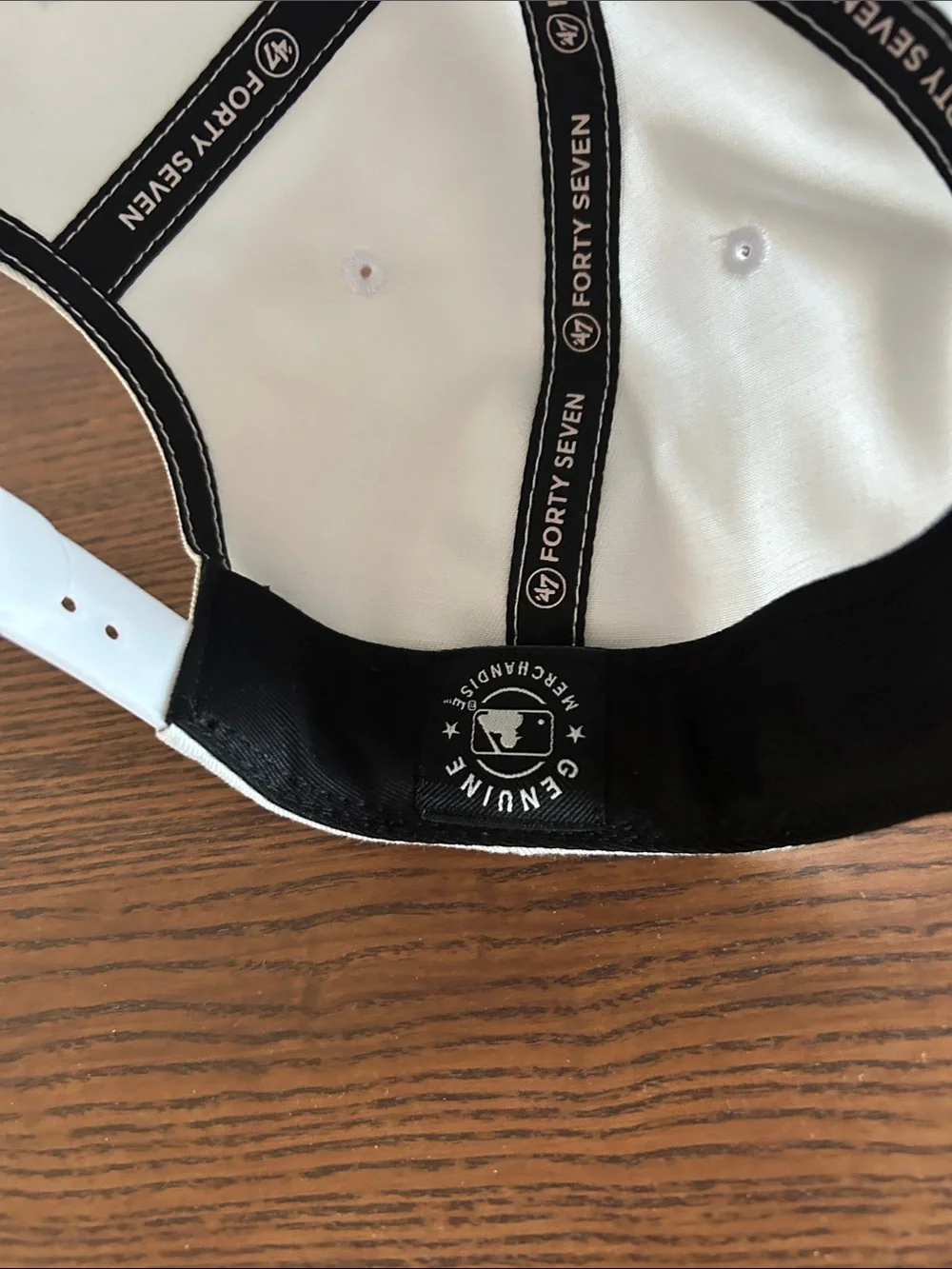 '47 Chicago Bulls Two-Tone Rope Cap — White, Black, Red